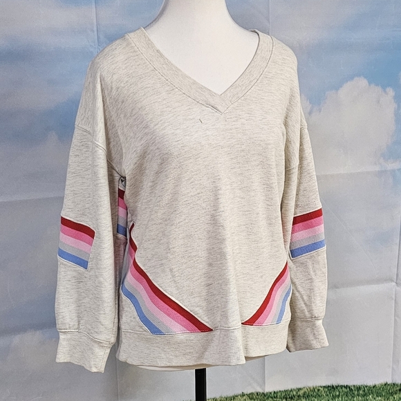 DEMOCRACY | COTTON BLEND CROPPED SLEEVE DOUBLE V NECKLINE SWEATSHIRT PUL… - Picture 8 of 16